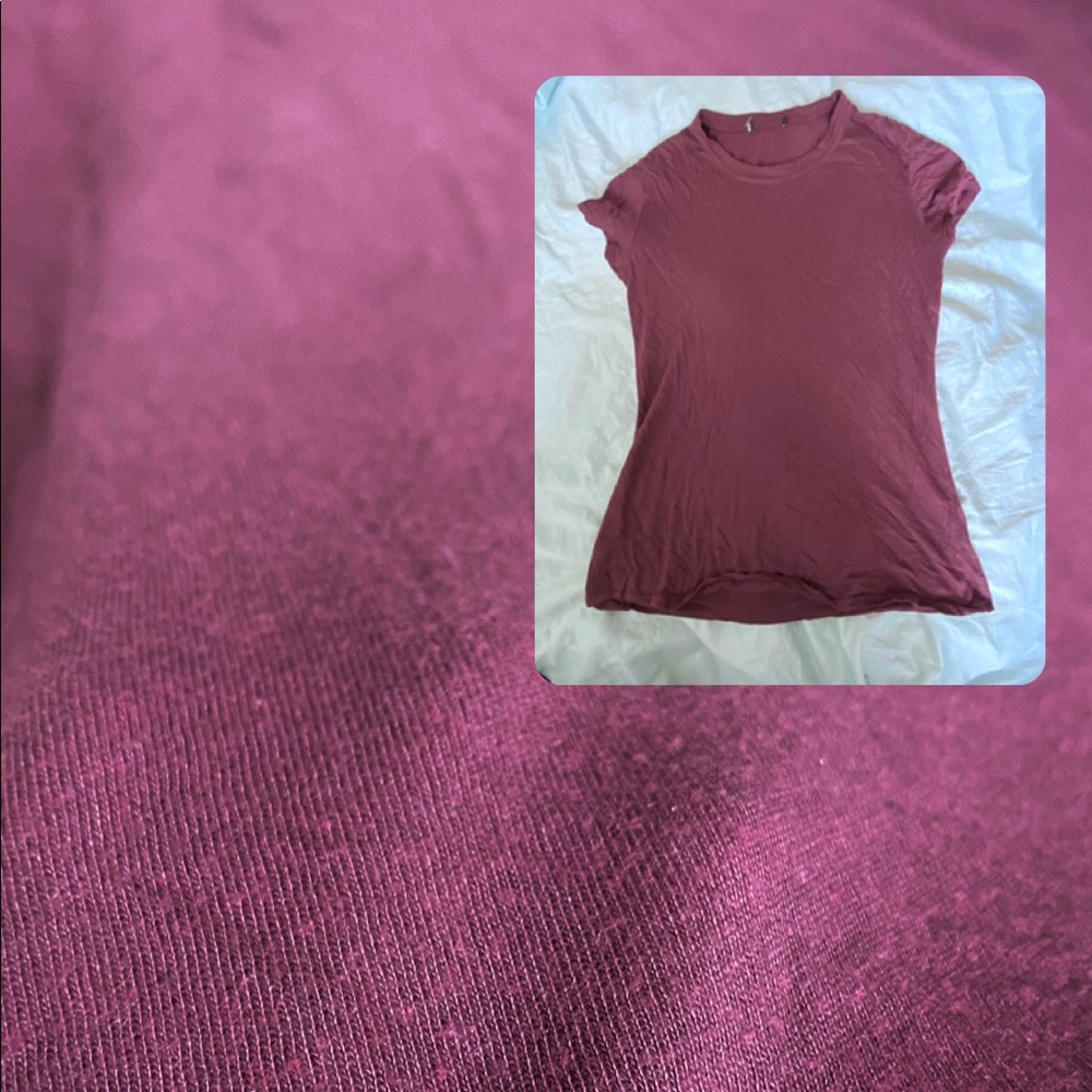 S/M Maroon Basic Short Sleeve Tee